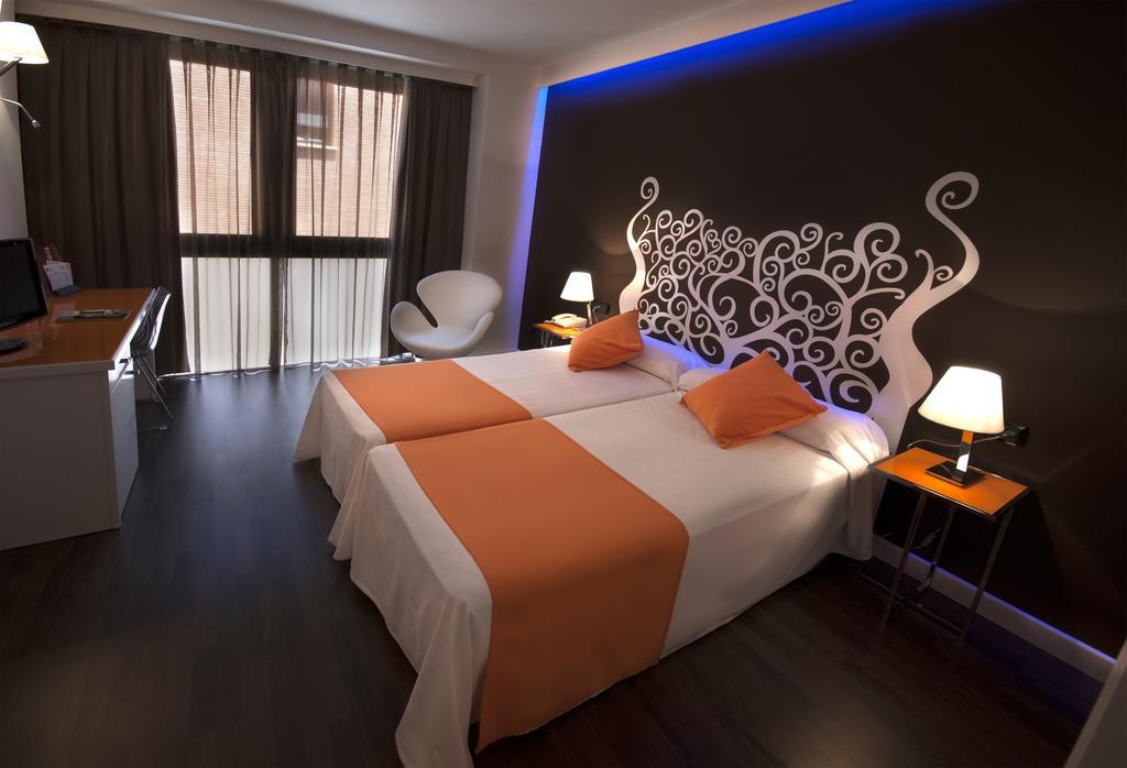 Hotel Teruel Plaza Exterior photo