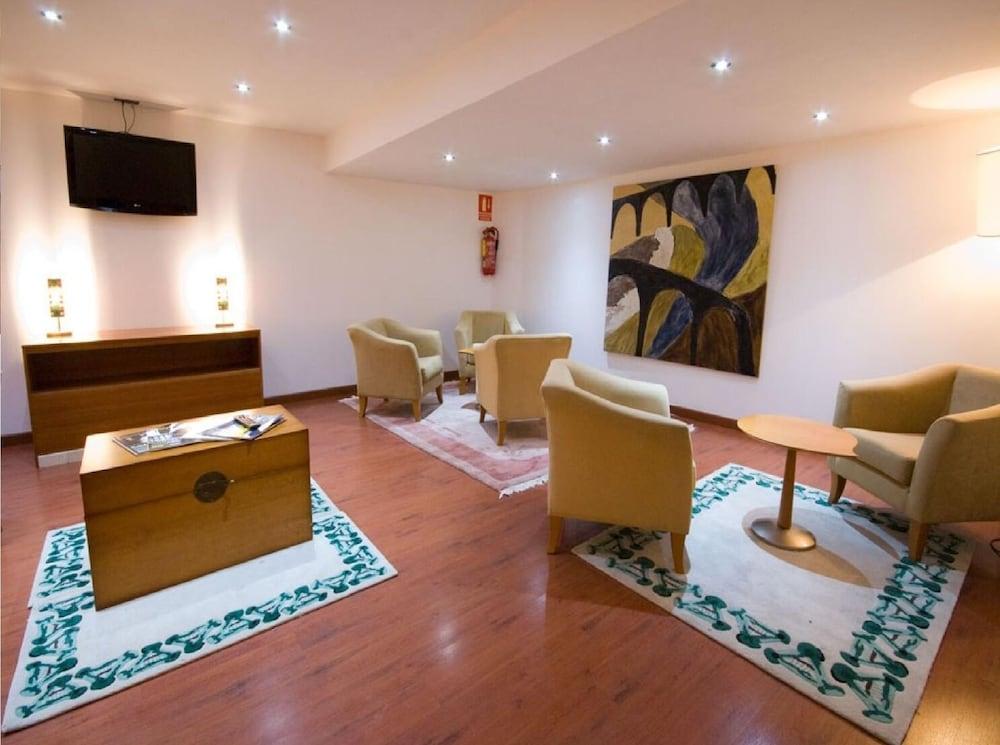 Hotel Teruel Plaza Exterior photo